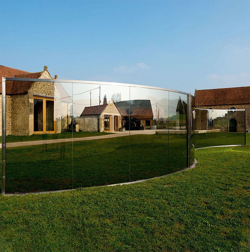 HAUSER & WIRTH GARDEN