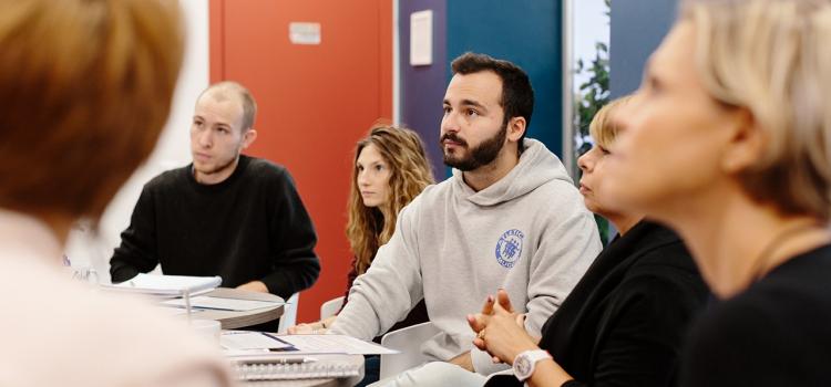 wall street english class encounter